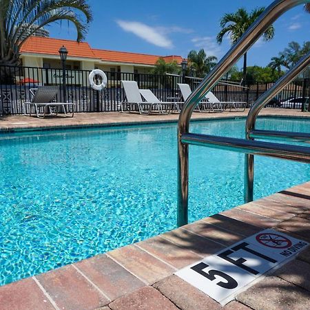 The Beach House At Seascape Steps From The Beach, Marina And Shops! West Palm Beach Eksteriør billede