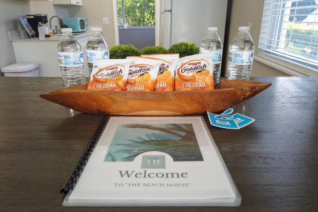 The Beach House At Seascape Steps From The Beach, Marina And Shops! West Palm Beach Eksteriør billede