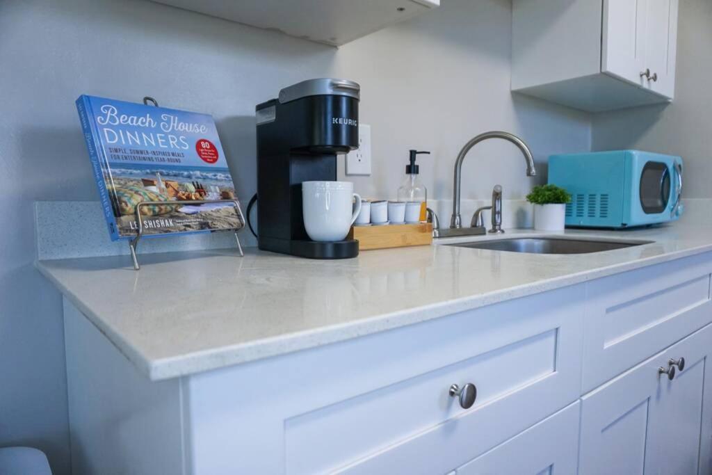 The Beach House At Seascape Steps From The Beach, Marina And Shops! West Palm Beach Eksteriør billede