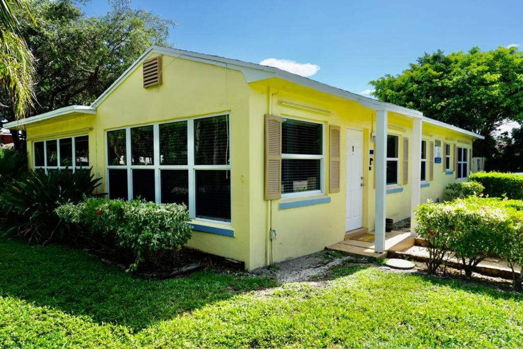 The Beach House At Seascape Steps From The Beach, Marina And Shops! West Palm Beach Eksteriør billede