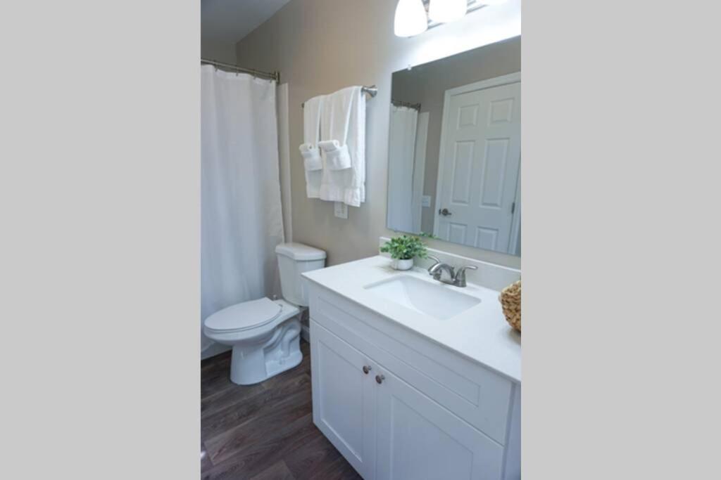 The Beach House At Seascape Steps From The Beach, Marina And Shops! West Palm Beach Eksteriør billede
